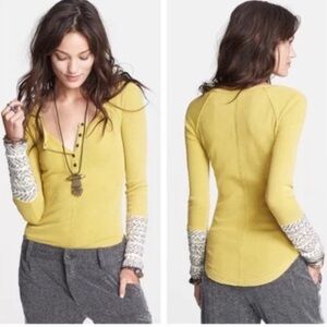 Free people ski lodge cuff thermal mustard henley size large